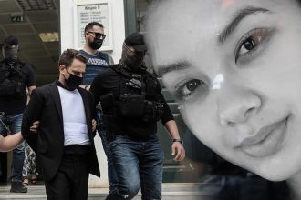 Άλλαξε επίθετο η κόρη του Μπάμπη Αναγνωστόπουλου και ζει στις Φιλιππίνες