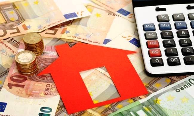 Χαλάρωσαν τα κριτήρια χορήγησης δανείων στα νοικοκυριά οι τράπεζες
