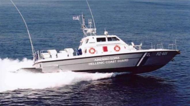 "'Εσβησε" 70χρονη μέσα σε πλοίο - 39χρονος πνίγκηκε στη Ραφήνα