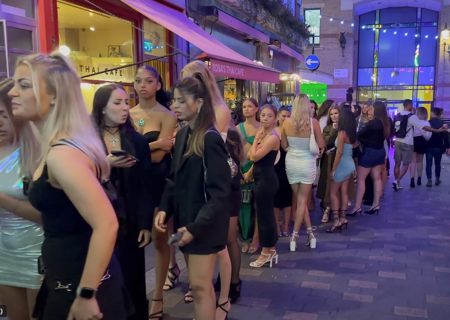 Γιατί οι νεαρές Λονδρέζες δεν μπορούν να βρουν τον άνδρα της ζωής τους;