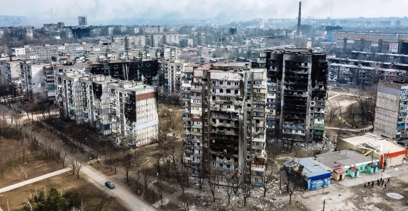 Πόλεμος στην Ουκρανία: Το Βερολίνο προειδοποιεί τις γερμανικές επιχειρήσεις που ανοικοδομούν τη Μαριούπολη