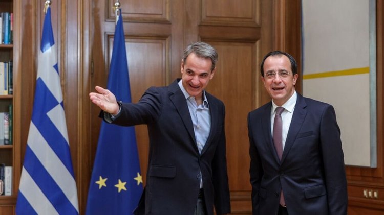 Οι τελευταίες εξελίξεις στο Κυπριακό στη συνάντηση Μητσοτάκη - Χριστοδουλίδη