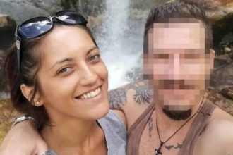 Μπαλάκι ευθυνών μεταξύ των αστυνομικών για τη δολοφονία της Κυριακής έξω από το ΑΤ