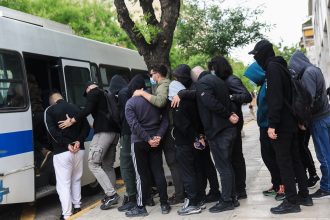 Ρέντης: Στη φυλακή οι 19 από τους 67 συλληφθέντες