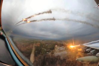 Πόλεμος στην Ουκρανία: Η Μόσχα κατέρριψε ουκρανικά drones - Δύο τραυματίες από τη ρωσική επίθεση