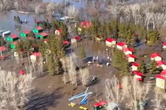 Έσπασε φράγμα στη Ρωσική πόλη Ορσκ - Εκκενώνεται η περιοχή, κινδυνεύουν χιλιάδες άνθρωποι (ΒΙΝΤΕΟ)