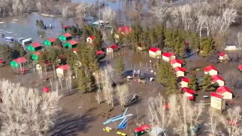 Έσπασε φράγμα στη Ρωσική πόλη Ορσκ - Εκκενώνεται η περιοχή, κινδυνεύουν χιλιάδες άνθρωποι (ΒΙΝΤΕΟ)