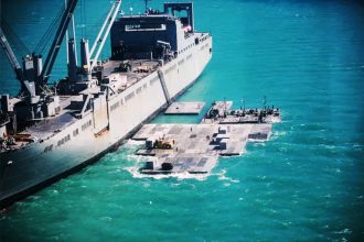 New York Times: Έτσι θα μεταφέρεται η βοήθεια από την Κύπρο στη Γάζα