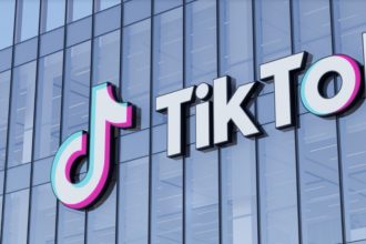 Εγκρίθηκε με συντριπτική πλειοψηφία νομοσχέδιο που απαγορεύει το TikTok στις ΗΠΑ