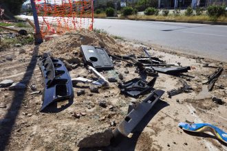 Πόρτο Ράφτη: Η στιγμή του σοκαριστικού τροχαίου που σκοτώθηκε ο 27χρονος - Πρόσκρουση του αυτοκινήτου σε κολώνα (ΒΙΝΤΕΟ-ΦΩΤΟ)