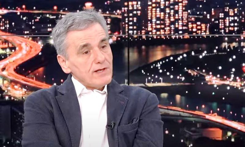 Ο Τσακαλώτος απαντά στα όσα έγραψε γι' αυτόν ο Σόιμπλε και «καρφώνει» τον Βαρουφάκη