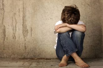 Φρίκη: 7χρονος αποκάλυψε στους γονείς του πως τον βίασε 11χρονος φίλος του