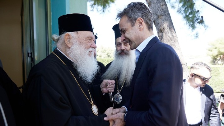 Μητσοτάκης: Στενή η συνεργασία με την Εκκλησία