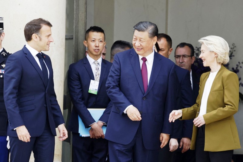 Γαλλία-Κίνα-ΕΕ: Συνάντηση κορυφής με ατζέντα τους “ισότιμους κανόνες”, τα “κοινά συμφέροντα” και το “στρατηγικό συντονισμό” ΕΕ-Κίνας