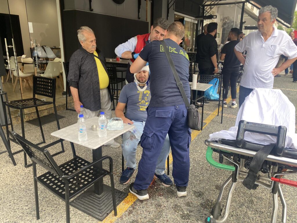 Καλαμάτα: Μεγάλη ένταση έξω απο τα δικαστήρια στη δίκη για το ναυάγιο της Πύλου - Δύο τραυματίες ΦΩΤΟ