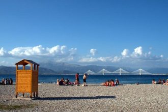 Μέχρι και 35 βαθμούς η θερμοκρασία την Τρίτη - Τι είναι το θερμικό ridge που από τα Δυτικά φέρνει καλοκαίρι