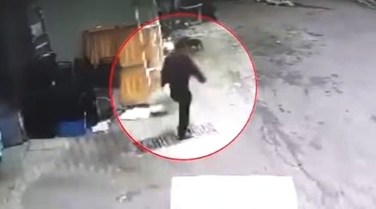 Βραυρώνα: Προφυλακίστηκαν οι γονείς που πέταξαν το μωρό τους στα σκουπίδια