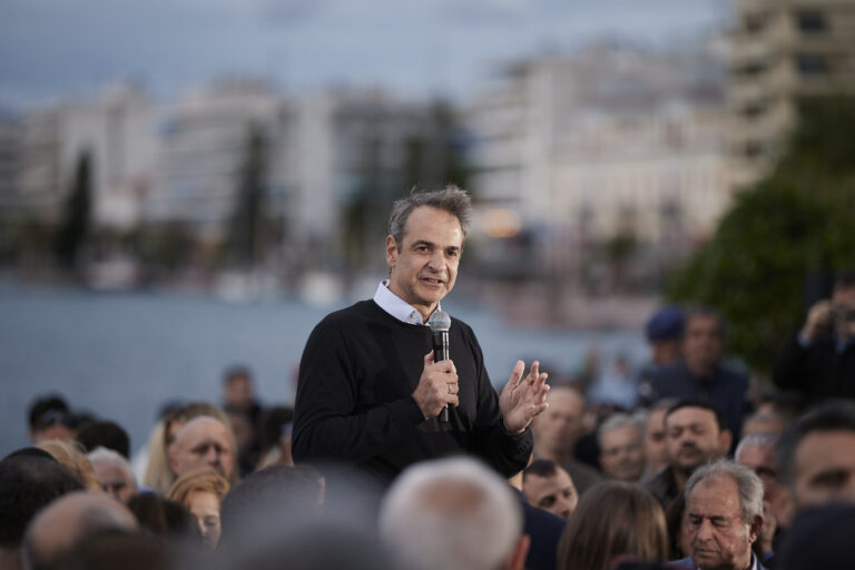 Συνάντηση Μητσοτάκη - εκπροσώπων ΛΑΡΚΟ τη Δευτέρα - «Η ΝΔ πρέπει να είναι ισχυρή» το μήνυμά του από τη Χαλκίδα