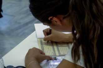 Πανελλήνιες 2024: Το θέμα που έπεσε στα Νέα Ελληνικά στα ΕΠΑΛ