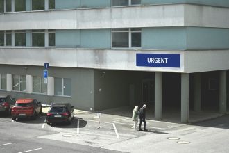 Σλοβακία: Η κατάσταση της υγείας του Ρ. Φίτσο είναι σταθερή αλλά σοβαρή