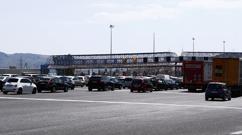 Ξεκίνησε η επιστροφή των εκδρομέων του Πάσχα - Αυξημένη η κίνηση στις εθνικές οδούς, την Τρίτη η κορύφωση