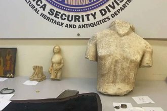 Το πολύ σπάνιο νόμισμα και ο Κούρος εκατομμυρίων που «ξετρύπωσε» μυστικός αστυνομικός από κυκλώματα αρχαιοκάπηλων