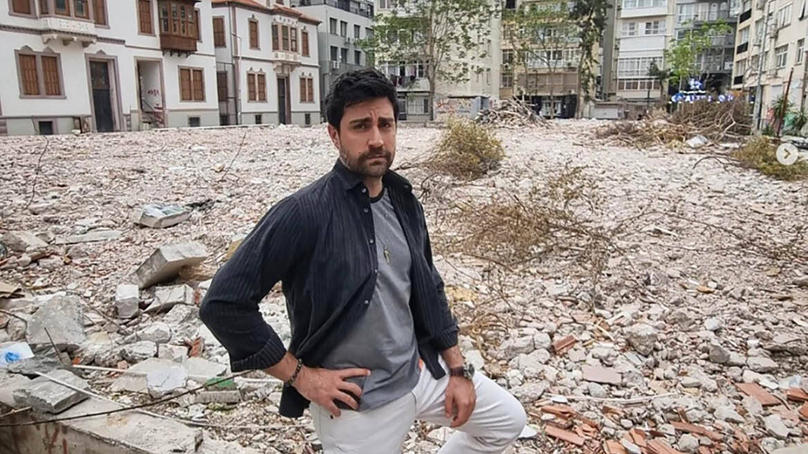 Τούρκος ηθοποιός αγόρασε και στη συνέχεια γκρέμισε το σχολείο του για να εκδικηθεί τους δασκάλους του