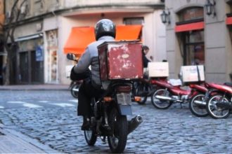 Θύμα οπαδικής επίθεσης ντελιβεράς