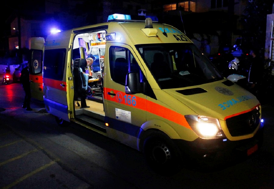 17χρονος βρέθηκε νεκρός στο κρεβάτι από τη μητέρα του