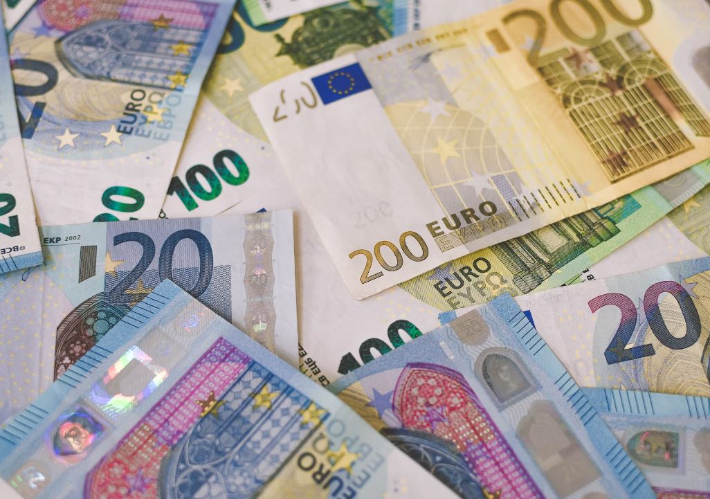 Επίδομα 534 ευρώ: Στις 10 Μαΐου 2024 εκπνέει η προθεσμία για την υποβολή αιτήσεων