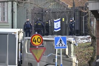 Στοκχόλμη: Αναφορές για πυροβολισμούς κοντά στην ισραηλινή πρεσβεία – Συλλήψεις από την αστυνομία