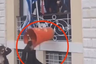 Κέρκυρα: Ο Μπότης έπεσε στο κεφάλι γυναίκας, μεταφέρθηκε στο νοσοκομείο