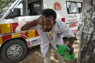 Ινδία: Έκλεισαν τα σχολεία στο Νέο Δελχί λόγω «ακραίου» καύσωνα - Στους 47,8°C ο υδράργυρος