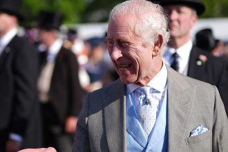 Βασιλιάς Κάρολος: «Μου επέτρεψαν να βγω από το κλουβί μου»