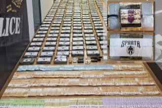 Πειραιάς: «Άνθρωπος της Δίωξης ήταν μέσα στο κύκλωμα κοκαΐνης» – «Ορφανό» το δεύτερο φορτίο