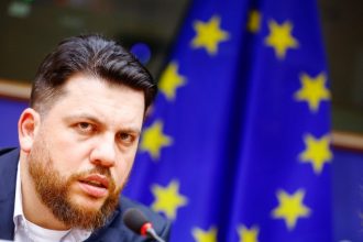 Δικτάτορας που δεν αναγνωρίζει κόκκινες γραμμές ο Πούτιν, λέει συνεργάτης του Ναβάλνι