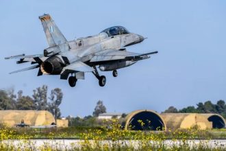 Πόσα εκατομμύρια ευρώ κοστίζει κάθε χρόνο στην Ελλάδα η ένταση με την Τουρκία στο Αιγαίο