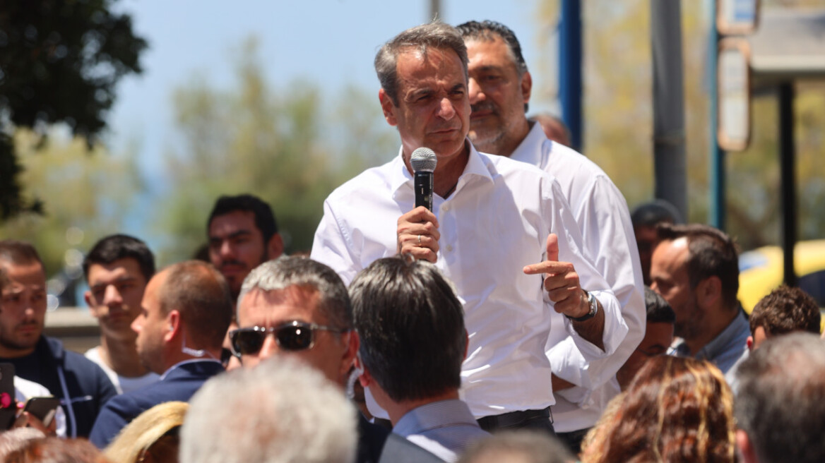 Μητσοτάκης κατά Κασσελάκη: Λέει ότι θα είναι αυτοδύναμος, μοιράζει υπουργεία και κατηγορεί εμάς για αλαζονεία