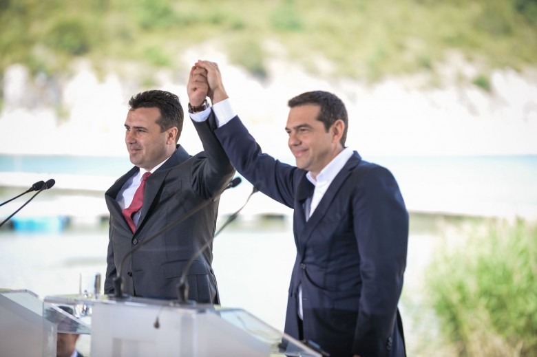 Επικοινωνία Τσίπρα – Ζάεφ, ενώ η Συμφωνία των Πρεσπών κινδυνεύει – «Επικίνδυνος ο εθνικιστικός λαϊκισμός»