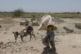 Πακιστάν: Ο υδράργυρος ξεπέρασε τους 52 βαθμούς Κελσίου