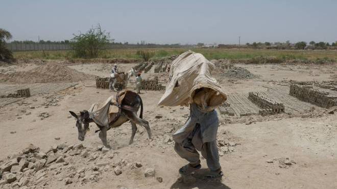 Πακιστάν: Ο υδράργυρος ξεπέρασε τους 52 βαθμούς Κελσίου