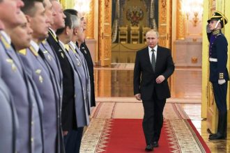 Ρωσία: Παραιτήθηκε αιφνιδιαστικά κυβερνήτης της Σιβηρίας, που είχε επικρίνει τον πόλεμο με την Ουκρανία