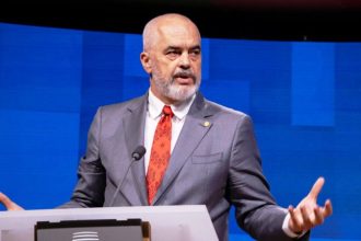 Προκλητικός Ράμα κατά της Ελλάδας: Υποχρέωσαν τους αδερφούς μας να αλλάξουν τα ονόματά τους, κηλίδα ντροπής στην ιστορία