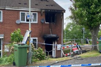 Φρικτός θάνατος: Απανθρακώθηκαν δύο 20χρονες ύστερα από φωτιά - Ύποπτοι για φόνο δύο νεαροί άνδρες