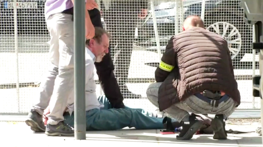 Απόπειρα δολοφονίας Φίτσο: Τα πρώτα λόγια του δράστη - «Διαφωνούσα με τις πολιτικές του»