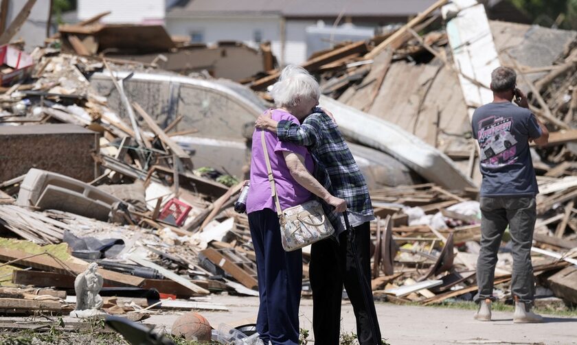 ΗΠΑ: 19 νεκροί και αδιανόητες καταστροφές από καταιγίδες και ανεμοστρόβιλους