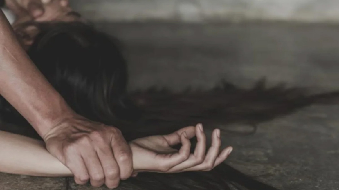 Φρίκη: Ομαδικός βιασμός 14χρονης - Ο φίλος της την «νοίκιασε» σε παρέα εφήβων