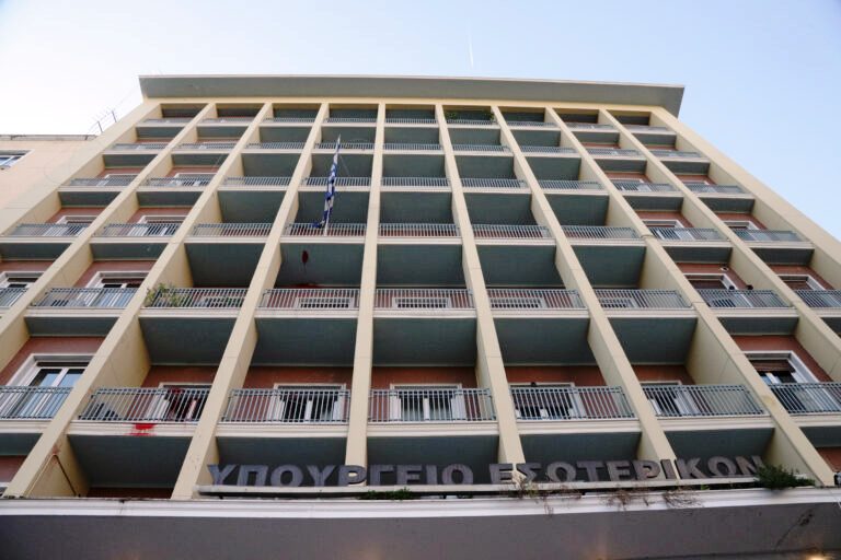 Στο αρχείο τέθηκαν από την Εισαγγελία οι καταγγελίες περί διάρρηξης στο υπουργείο Εσωτερικών