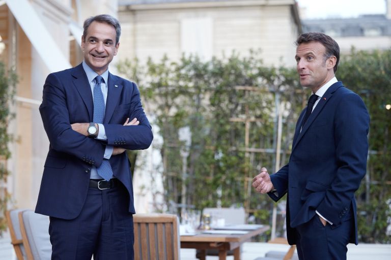 Ο Κυριάκος Μητσοτάκης στα ναυπηγεία Λοριάν – Δείτε βίντεο