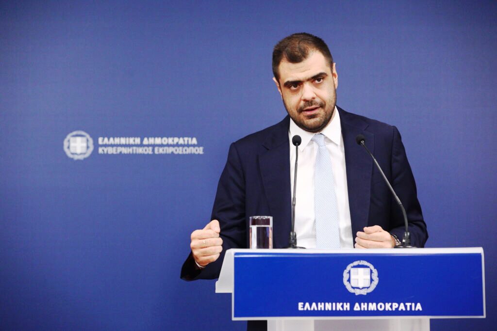 Μαρινάκης: "Ο κ. Κασσελάκης διάγει τόσο πολυτελή βίο με δανεικά ή κάτι κρύβει; Παραδέχεται ότι παραβίασε τη νομοθεσία"